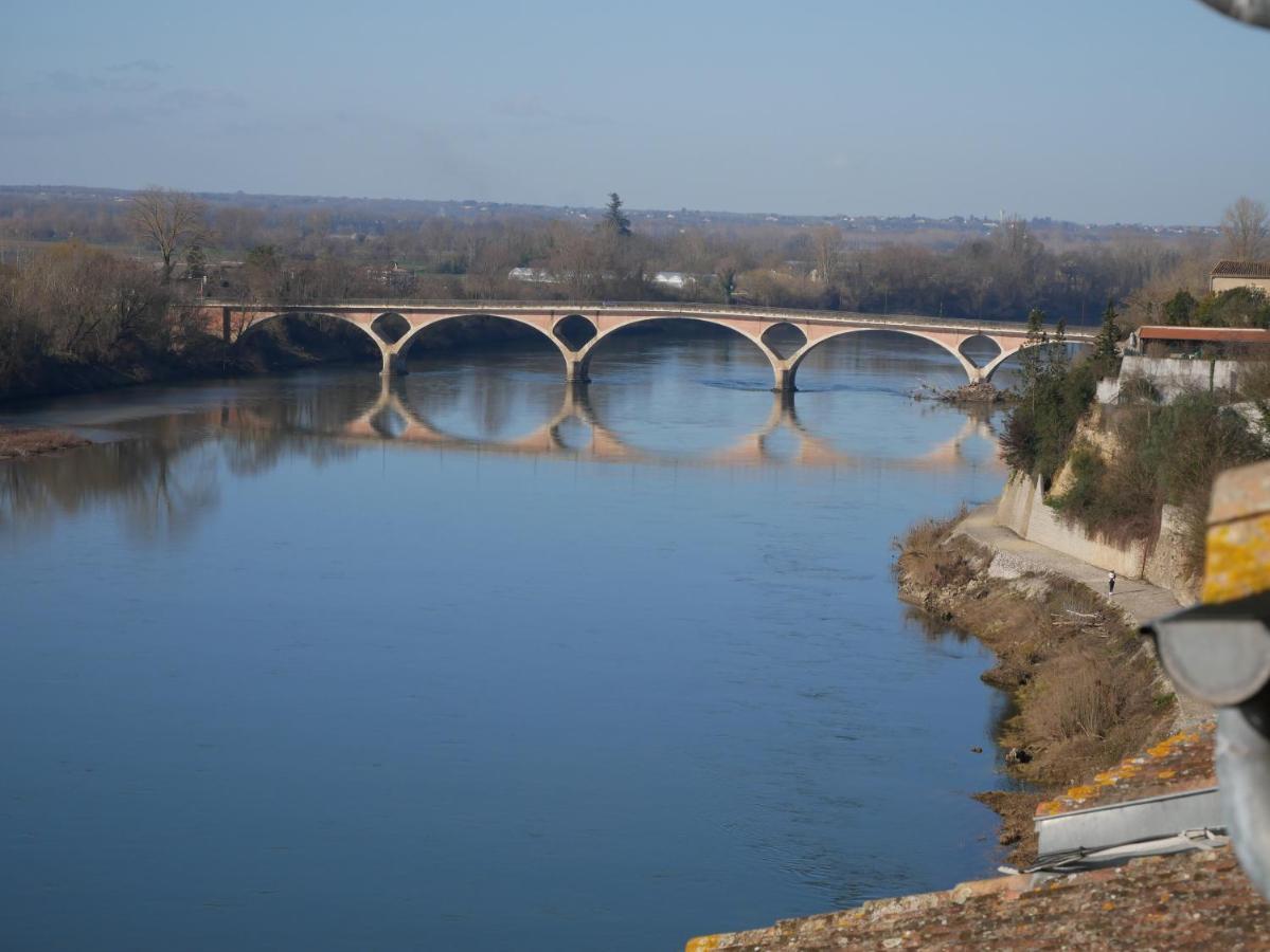 Hotel Restaurant Cote Garonne Le Balcon Des Dames - Tonneins Fauillet Marmande - Vue Panoramique Bord De Garonne Chambres Climatisees Exterior foto