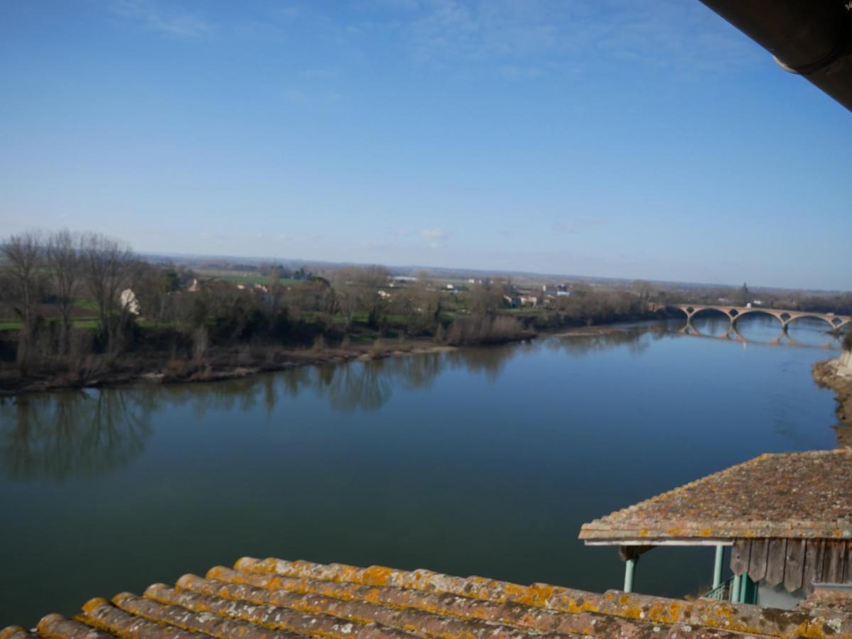 Hotel Restaurant Cote Garonne Le Balcon Des Dames - Tonneins Fauillet Marmande - Vue Panoramique Bord De Garonne Chambres Climatisees Exterior foto