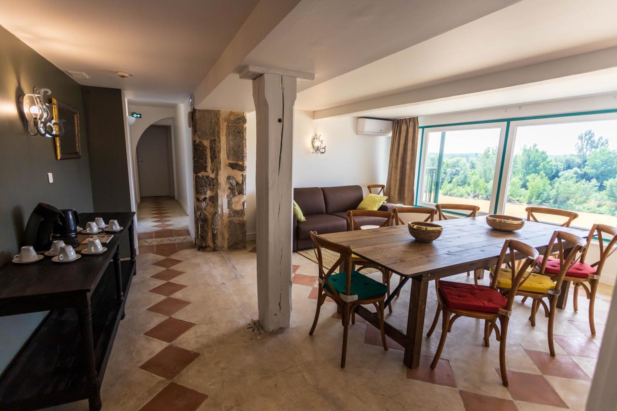 Hotel Restaurant Cote Garonne Le Balcon Des Dames - Tonneins Fauillet Marmande - Vue Panoramique Bord De Garonne Chambres Climatisees Exterior foto