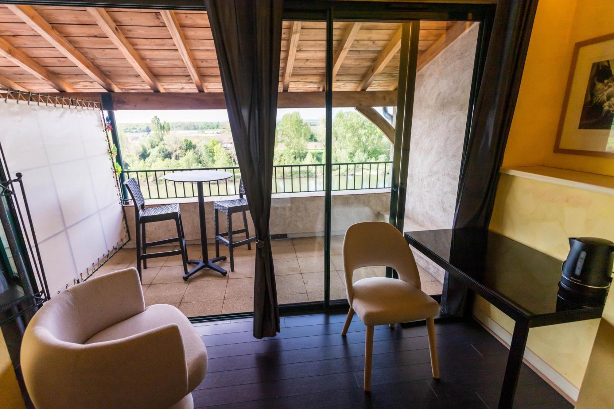 Hotel Restaurant Cote Garonne Le Balcon Des Dames - Tonneins Fauillet Marmande - Vue Panoramique Bord De Garonne Chambres Climatisees Exterior foto